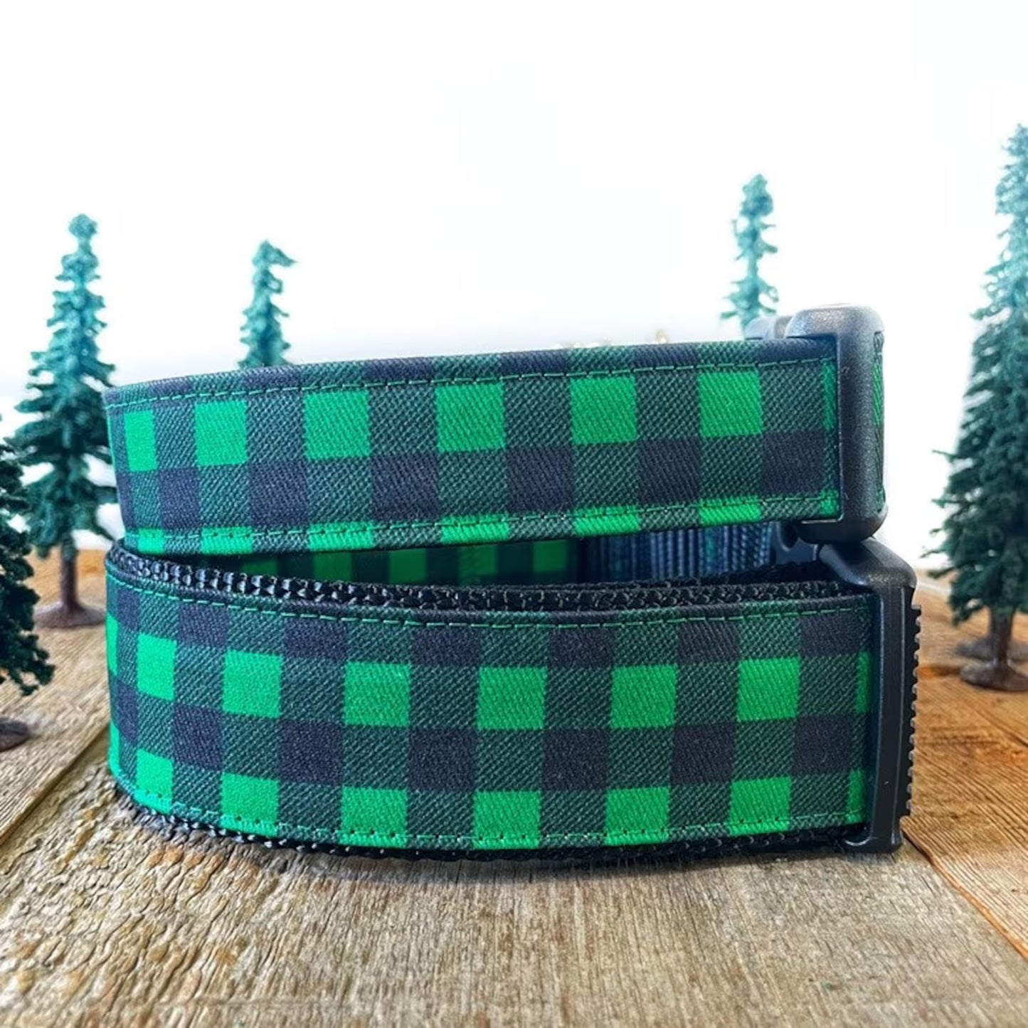 Ribbon Dog Collar – Green Plaid