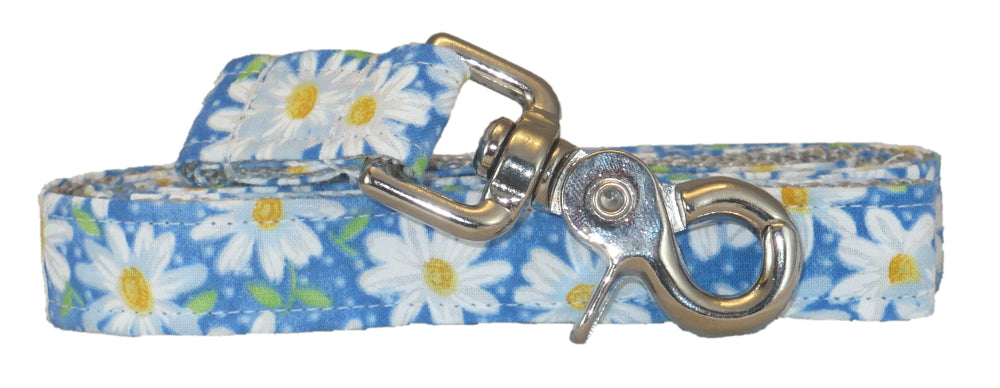 1” x 5ft Ribbon Dog Leash – Daisies, Blue